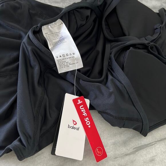 Baleaf Black Training Swimsuit Woman Size 32 Fly Back Adjustable Straps - Picture 7 of 12